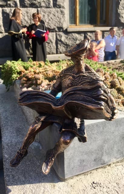 У Луцьку «оселилися» нові кликуни. ФОТО