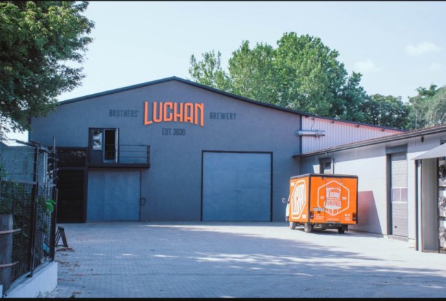 Луцька реміснича броварня Luchan Brothers' Brewery запрошує на відкриття*