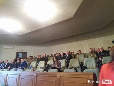 Позачергова сесія Волинської облради. ЯК ЦЕ БУЛО