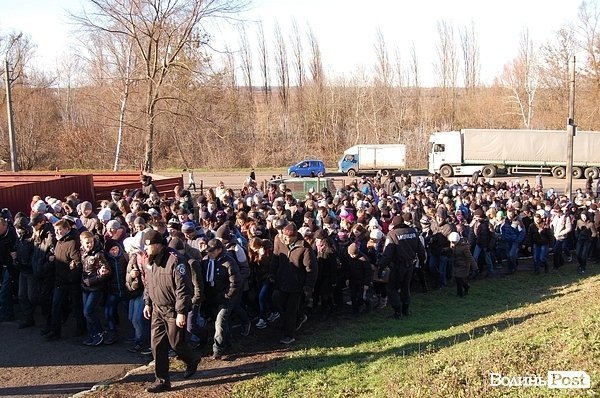 Другий день Нового Майдану у Луцьку. ФОТО