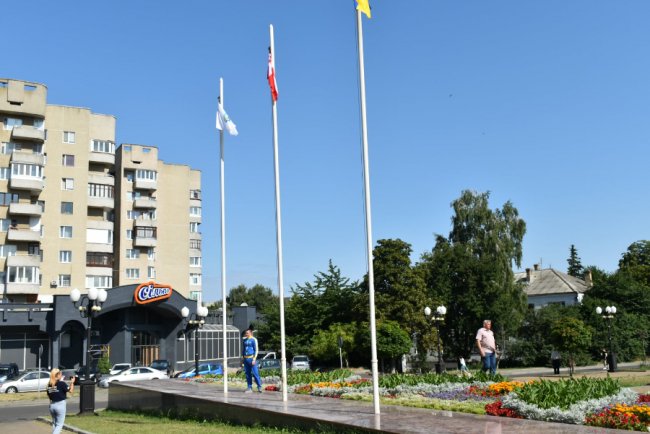 На Волині підняли прапор Національного олімпійського комітету. ФОТО