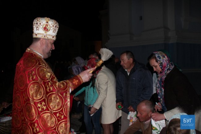 Як у Володимирі святили паски. ФОТО