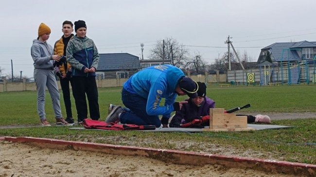 На Волині чемпіон з Харкова навчає дітей біатлону. ВІДЕО