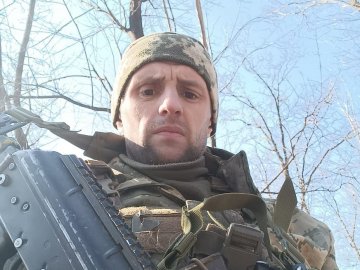Воїн з Волині отримав «Золотий хрест» від Залужного