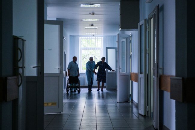 У Києві лікарі видалили жінці 4,5-кілограмову пухлину. ФОТО