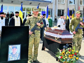 На Волині попрощалися з Героями Сергієм Жуком та Володимиром Семенюком
