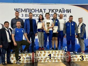 Волинські важкоатлетки стали чемпіонками України