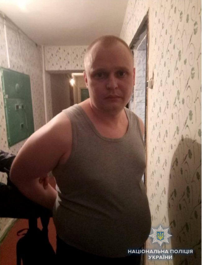 У Києві спіймали шахрая, який ошукав дівчат на Волині та переховувався від поліції. ФОТО