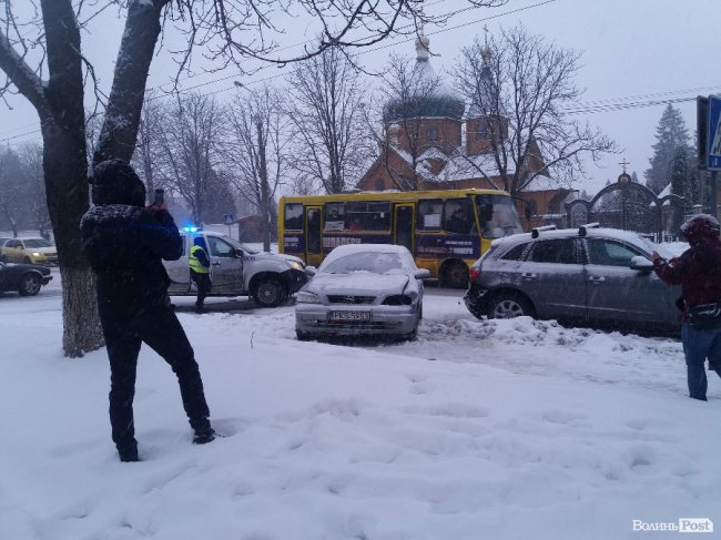 ДТП на вулиці Рівненській