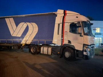 На «Ягодині» виявили тягач, який викрали у Франції