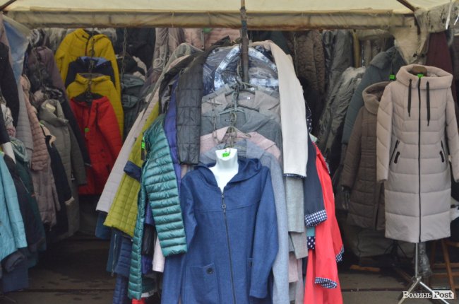 До кольору, до вибору і без «кусючих» цін: у Луцьку відкрився Харківський ярмарок*