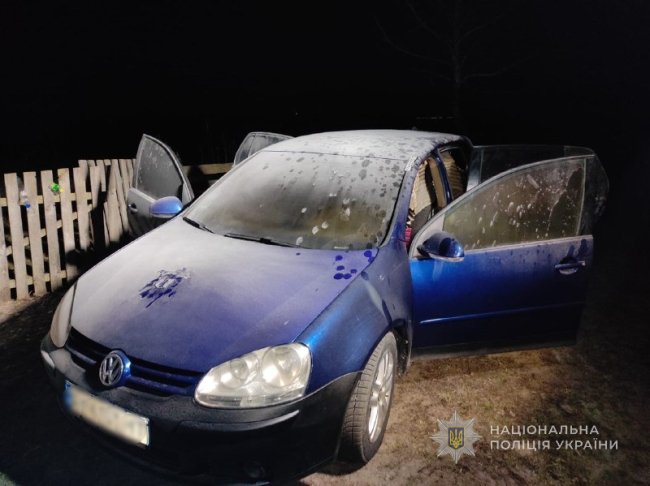 На Волині 21-річний хлопець підпалив автомобіль