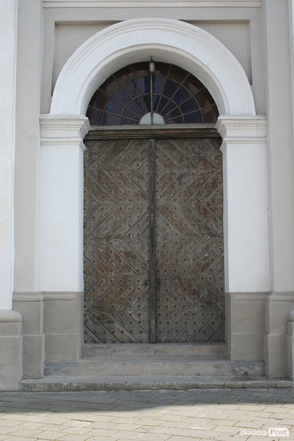 Старі двері