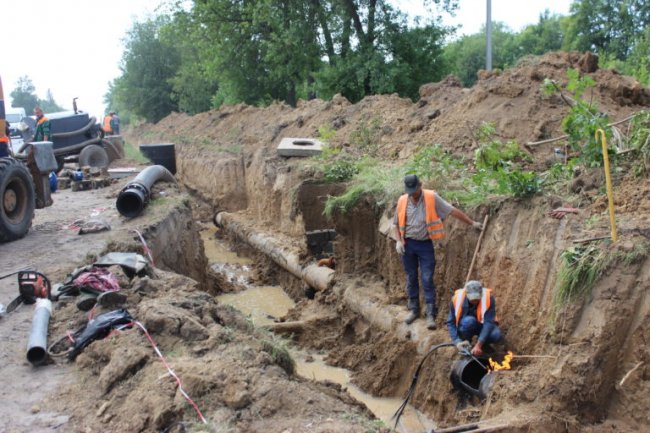 У Нововолинську проводять капітальну реконструкцію водопроводу. ФОТО