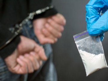 Волинянин отримав понад 6 років позбавлення волі за продаж наркотиків