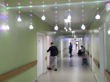 Переломи та сильне алкогольне сп'яніння: з якими проблемами звертались лучани до медиків у новорічні вихідні