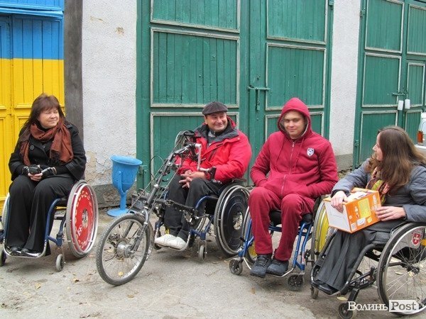 У Луцьку відкрили автоспортивний клуб інвалідів. ФОТО