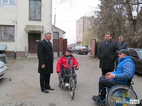 У Луцьку відкрили автоспортивний клуб інвалідів. ФОТО