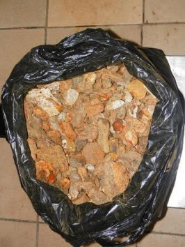 На Волині прикордонники затримали велику партію бурштину. ФОТО