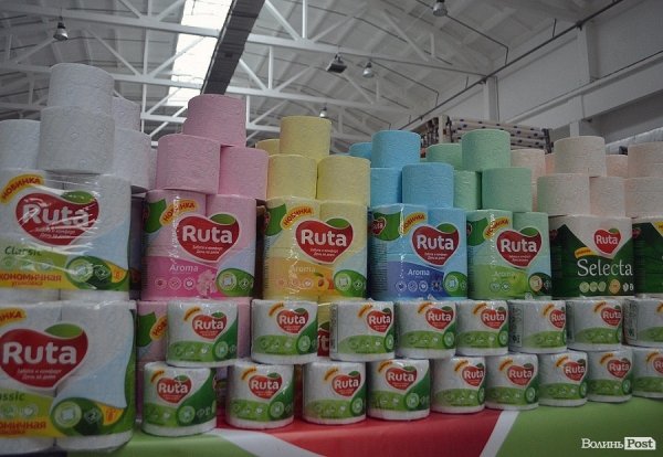 Як у Луцьку виготовляють туалетний папір. ФОТО