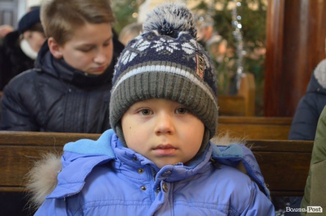 Магія Різдва: у луцькому соборі відбулося урочисте богослужіння. ФОТО