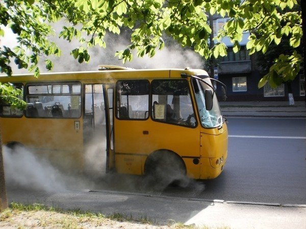 Маршрутка загорілася на ходу