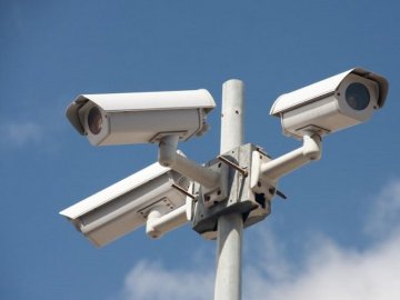 У Луцьку просять встановити камери у парку 900-річчя та біля будинку Голованя