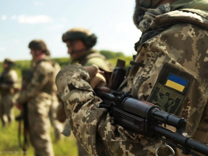 «Про контрнаступ говорити зарано: маємо 14 неукомплектованих бригад», – Зеленський