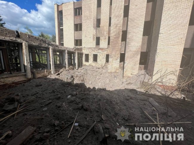 На Донбасі за добу Росія обстріляла 22 населених пункти. ФОТО