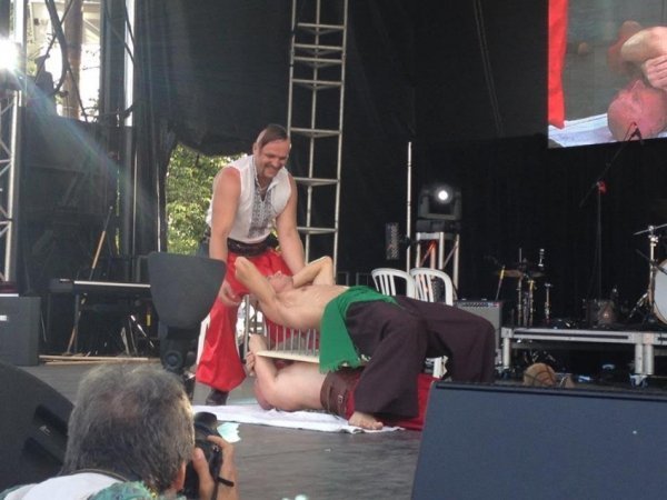 Волинські козаки-гопаківці презентували бойове мистецтво у Торонто. ФОТО