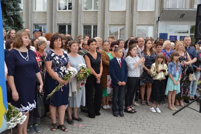 Бал випускників у Ковелі. ФОТО