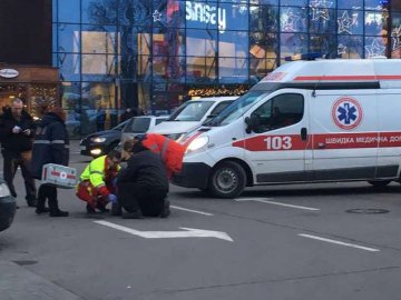 Надав першу медичну допомогу: охоронець «ПортCity» врятував чоловіка, якому стало погано. ФОТО