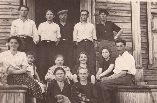 Якою була сільська мода на Волині 70 років тому. ФОТО