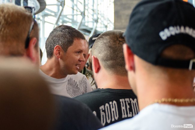 Лучан знайомили з новими гравцями «Волині». ФОТО