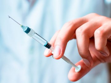 Невакцинованих дітей можуть не пускати до луцьких шкіл