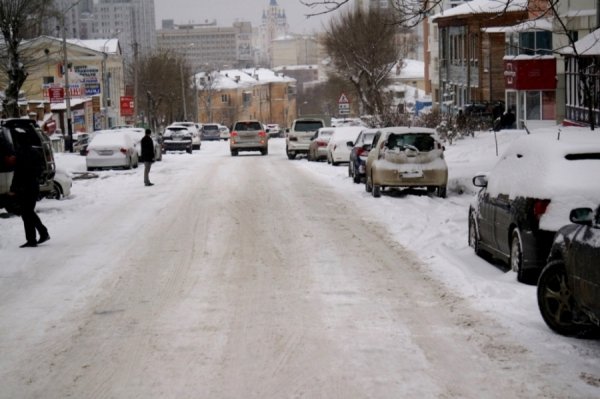 Масова аварія в Росії: вулиця стала звалищем битих машин. ФОТО. ВІДЕО