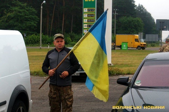 На Волинь привезли тіло загиблого на Сході Героя. ФОТО