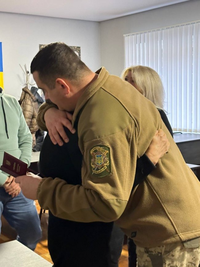 На Волині рідним загиблих Героїв вручили їхні посмертні нагороди. ФОТО