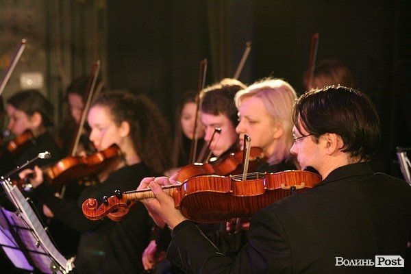 У Луцьку співали барокові колядки. ФОТО