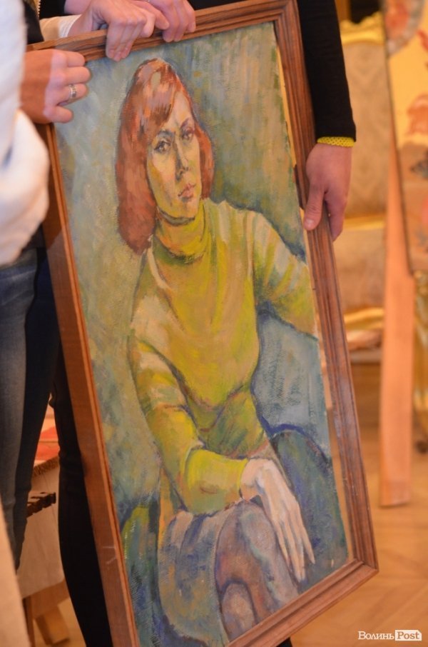 У Луцьку продавали ікони на потреби вояків АТО. ФОТО