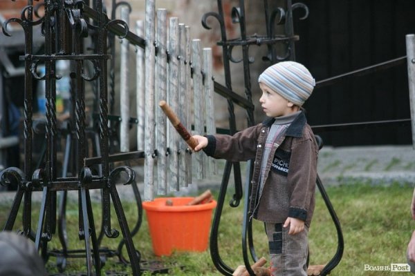 Звукова скульптура в замку має волинську душу, - автор