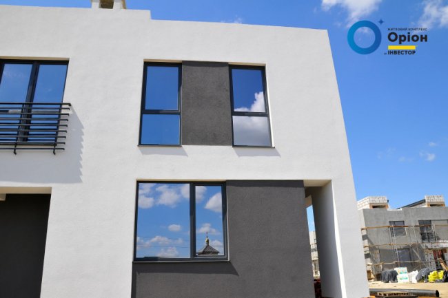 Перші квадрохауси у Луцьку: у ЖК «Оріон» кипить робота. ФОТО*