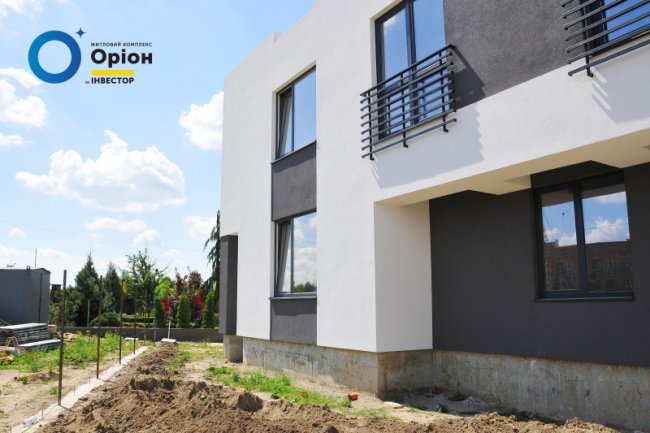 Перші квадрохауси у Луцьку: у ЖК «Оріон» кипить робота. ФОТО*