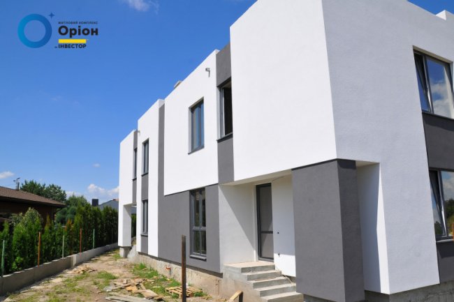 Перші квадрохауси у Луцьку: у ЖК «Оріон» кипить робота. ФОТО*