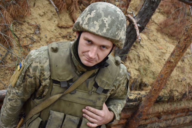 Показали фото волинської «криївки» у луганських лісах