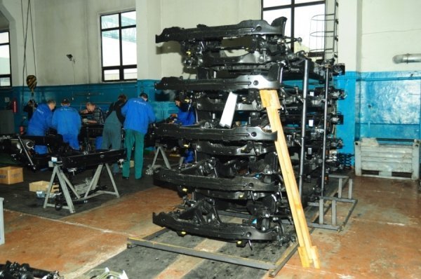 Як в Україні збирають SsangYong та Geely. ФОТО