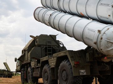 Чому Росія активно використовує ракети С-300