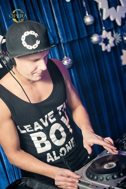 Благодійний DJ-парад в луцьому клубі. ФОТО