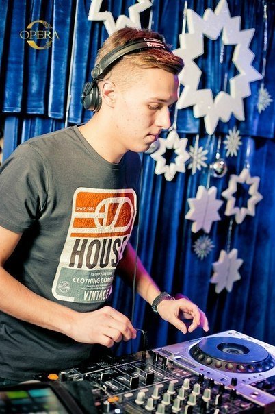 Благодійний DJ-парад в луцьому клубі. ФОТО