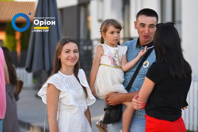 «Цей комплекс – це ми»: як на «Оріоні» знайомилися сусіди. ФОТОРЕПОРТАЖ